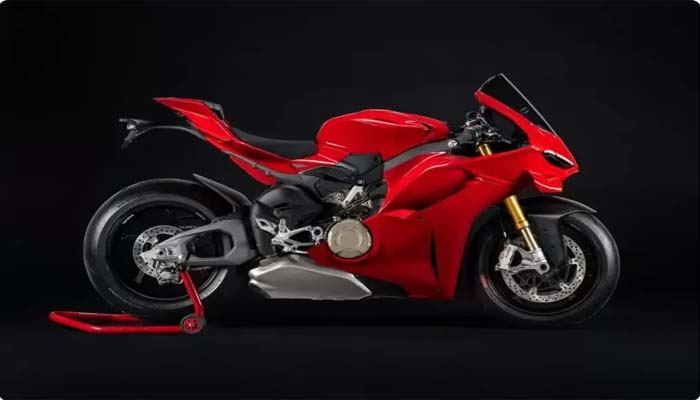 Ducati Panigale V4 2025 Dibuat Lebih Ringan dan Bertenaga